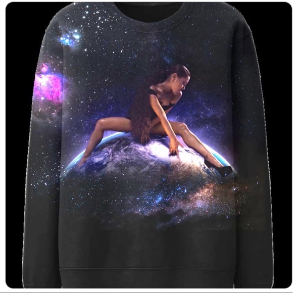 ariana grande sweater ios - Picture 1 of 1
